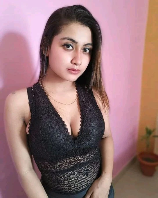 Young and Gorgeous Call Girls Number For Booking Escort